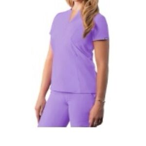 Adar Lavender Short Sleeve Women's Scrub Set